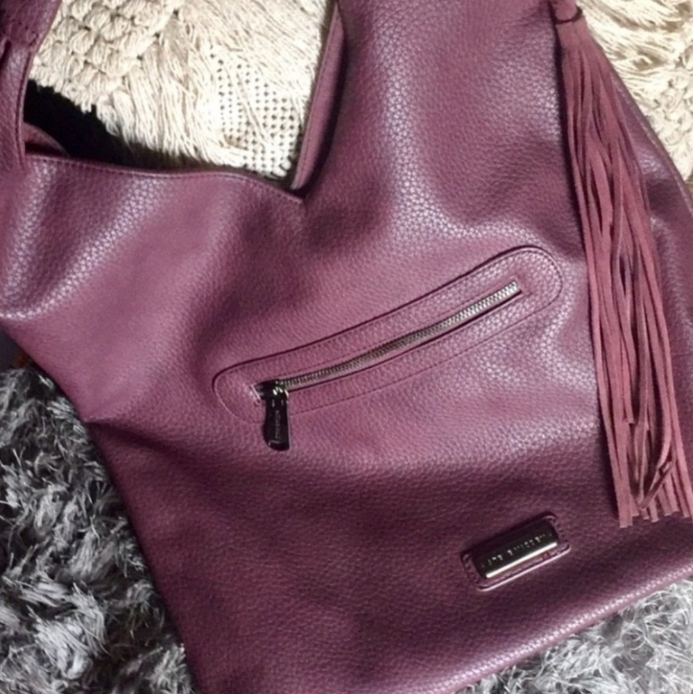 Steve Madden X-large wine/purple tote bag